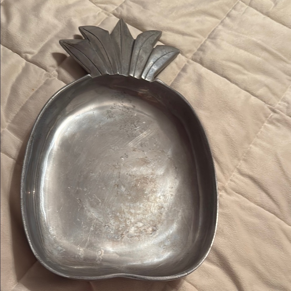Silver Pineapple Shaped Tray Pewtarex, York PA